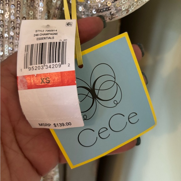 Dress/cece - Picture 3 of 12